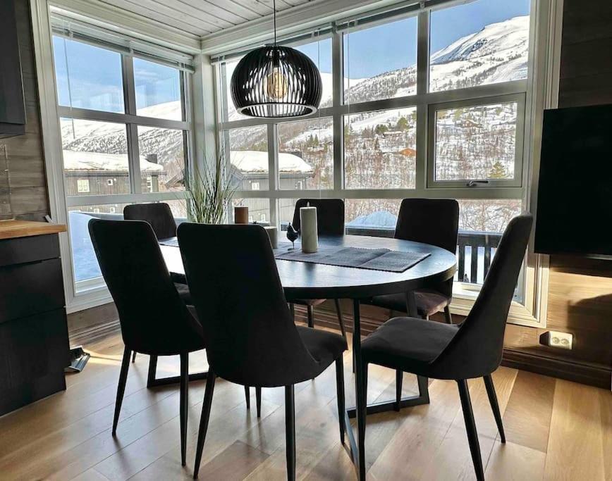 Lovise Mountain Apartment Stranda  Kültér fotó